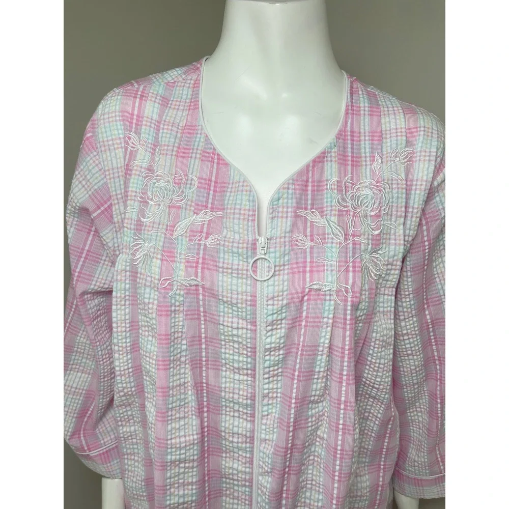 Miss Elaine Pink Plaid Seersucker Zip Front House Coat Robe Plus Size 1X